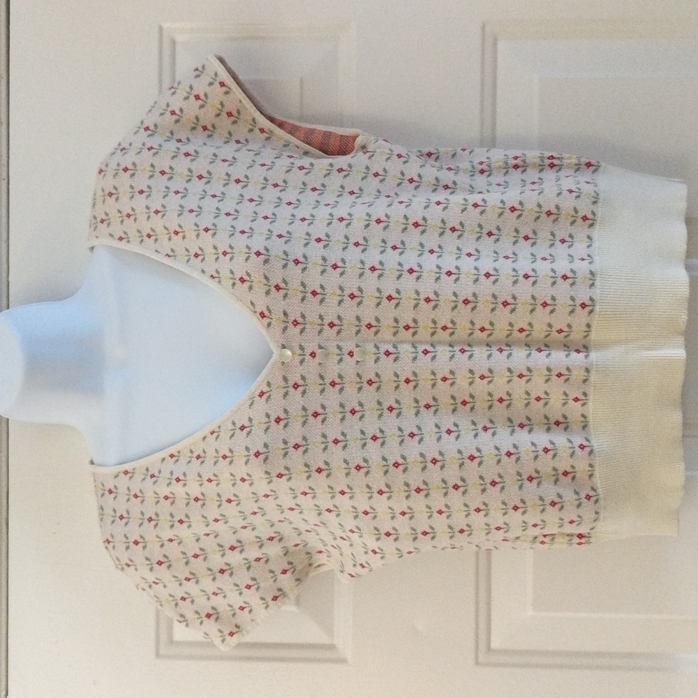 ❌SOLD❌ModCloth vintage style sweater top floral